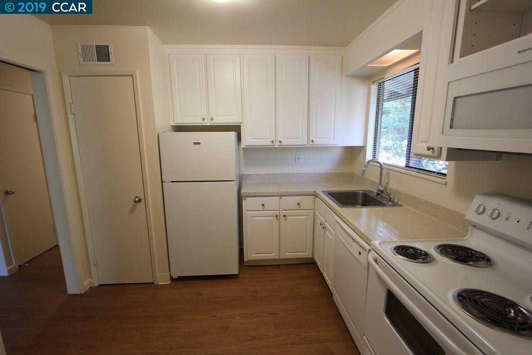 640 Tempe Ct, PLEASANT HILL, California 94523, ,Comm Ri Multi-units 5+,For Sale,Tempe Ct,40887777