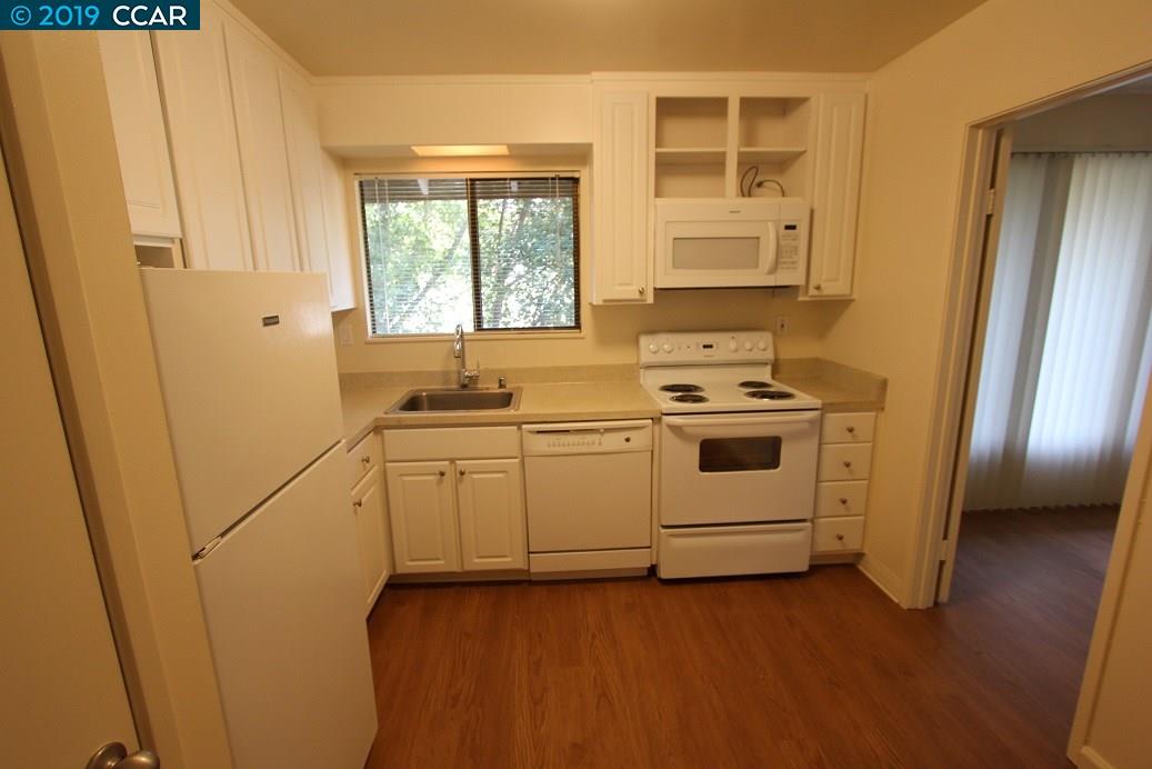 640 Tempe Ct, PLEASANT HILL, California 94523, ,Comm Ri Multi-units 5+,For Sale,Tempe Ct,40887777
