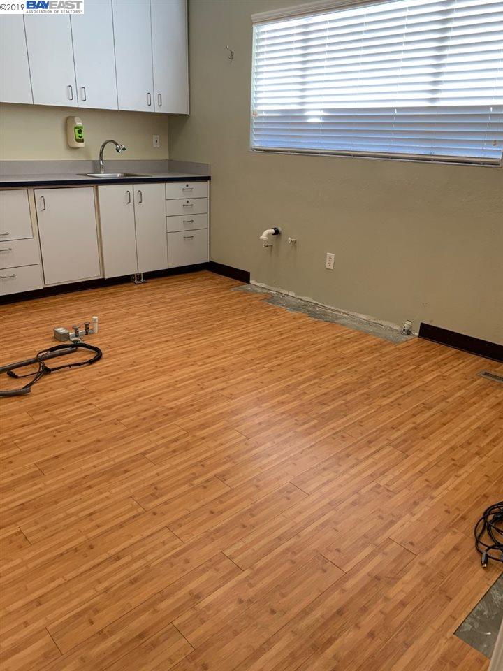 20600 Lake Chabot Rd, CASTRO VALLEY, California 94546-5931, ,Comm Industrial For Lease,For Rent,Lake Chabot Rd,40915194