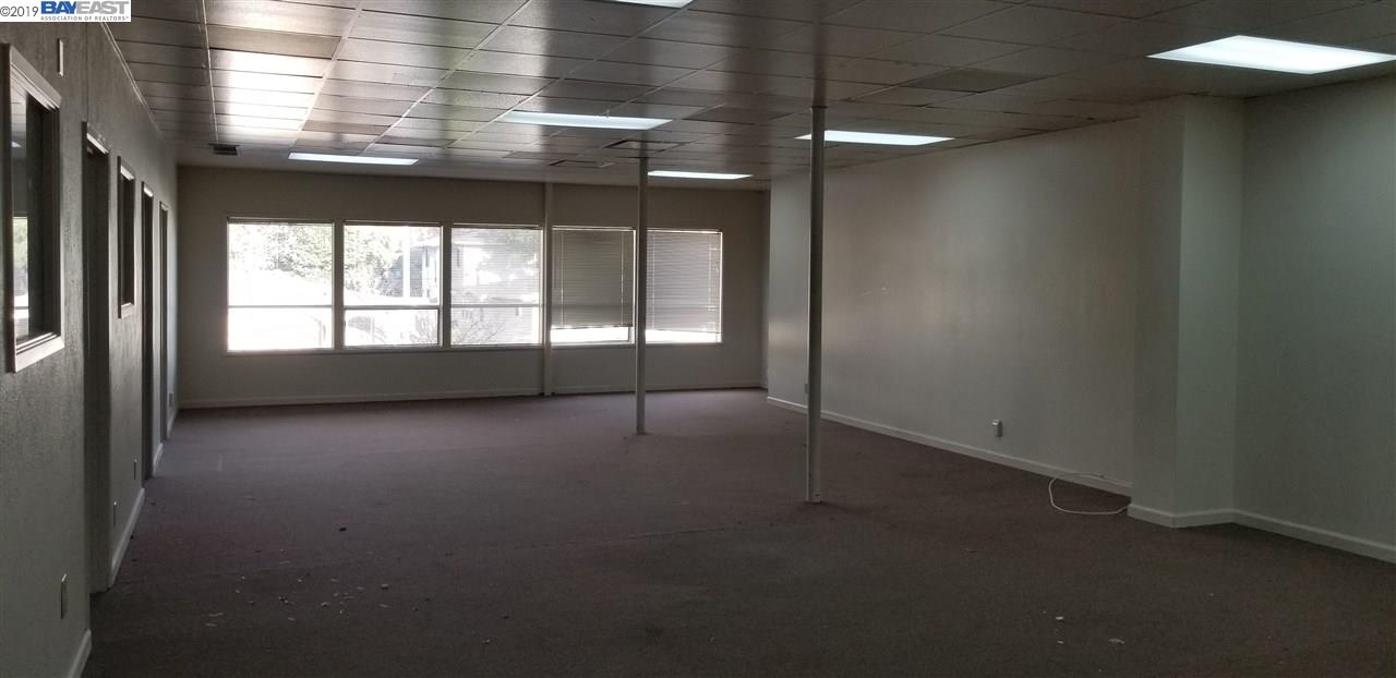 22710 Foothill Blvd., Suite 2, HAYWARD, California 94541, ,Comm Industrial For Lease,For Rent,Foothill Blvd., Suite 2,40944247