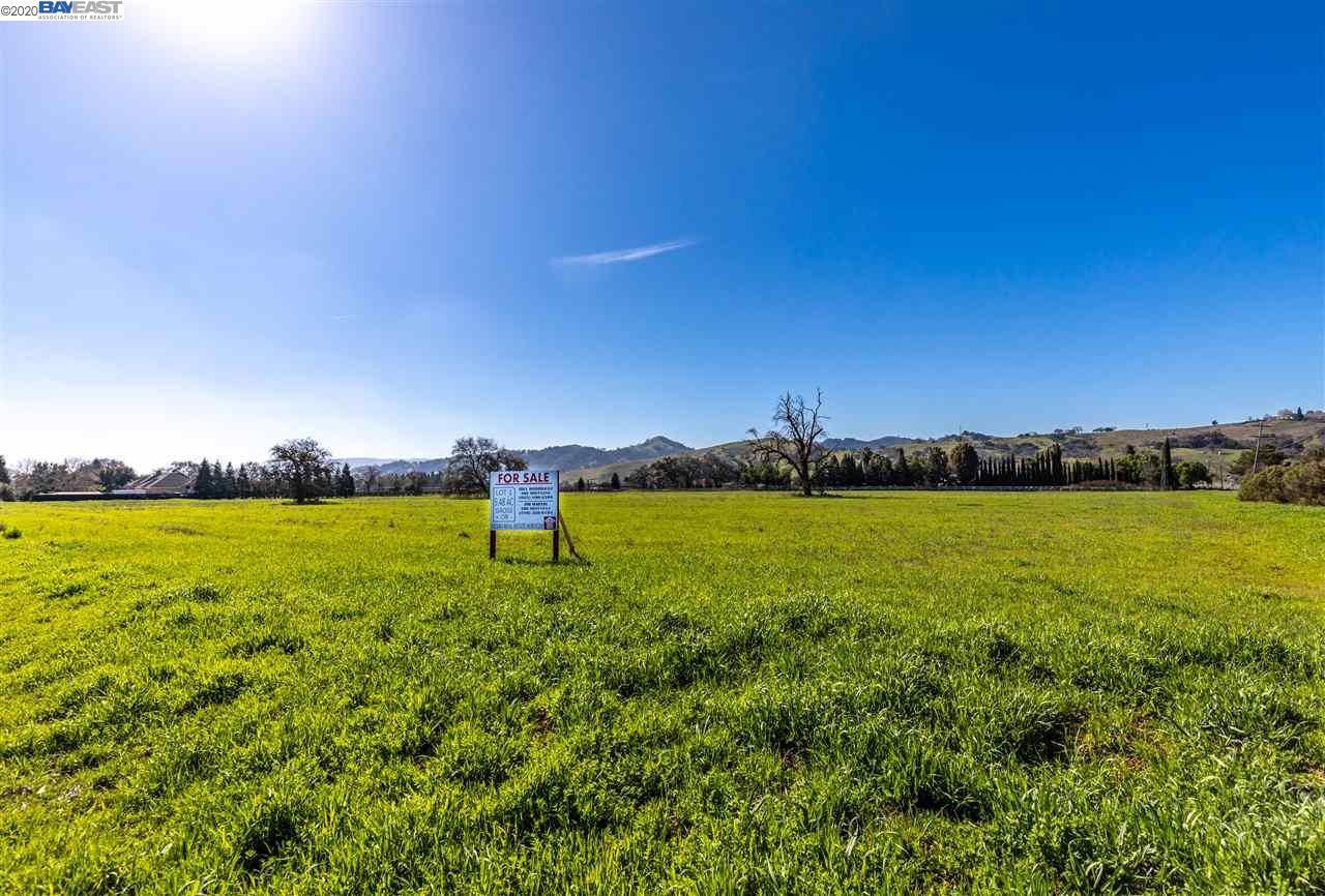 000 Harding Ave, SAN MARTIN, California 95046, ,Lots And Land,For Sale,Harding Ave,40909042