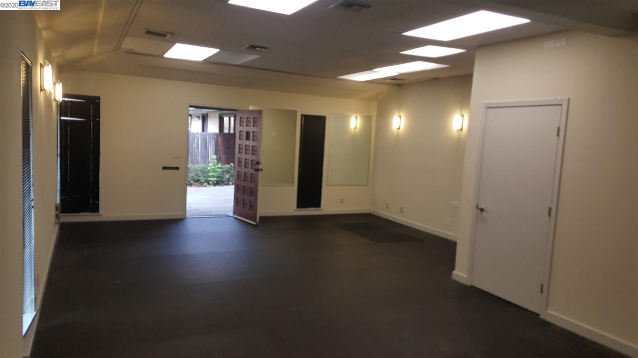 90 Mission Dr, PLEASANTON, California 94566, ,Comm Industrial For Lease,For Rent,Mission Dr,40944322