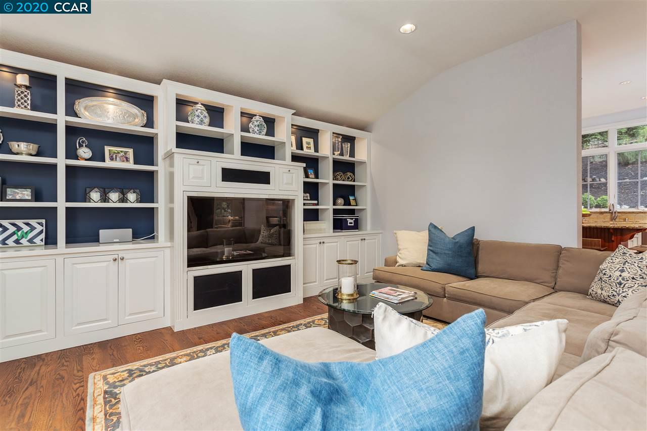 20 Ellen Ct