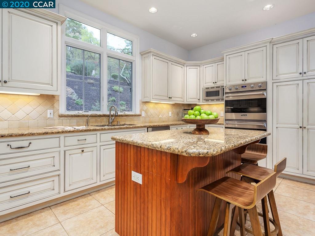20 Ellen Ct