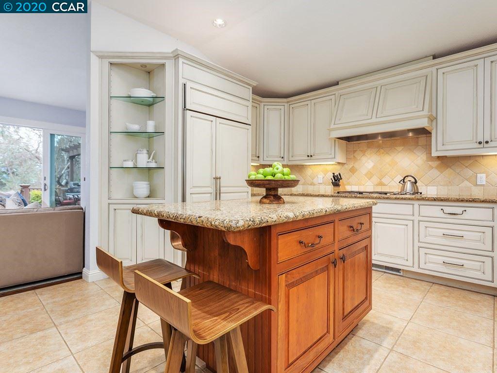 20 Ellen Ct