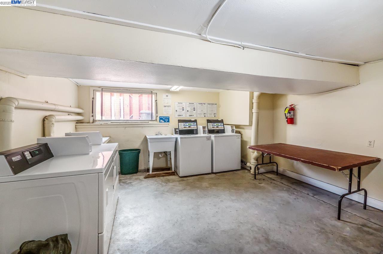 5800 Walnut Street, OAKLAND, California 94605, ,Comm Ri Multi-units 5+,For Sale,Walnut Street,40899244