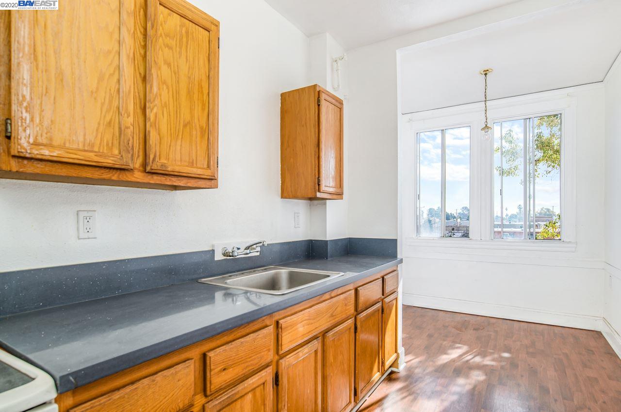 5800 Walnut Street, OAKLAND, California 94605, ,Comm Ri Multi-units 5+,For Sale,Walnut Street,40899244