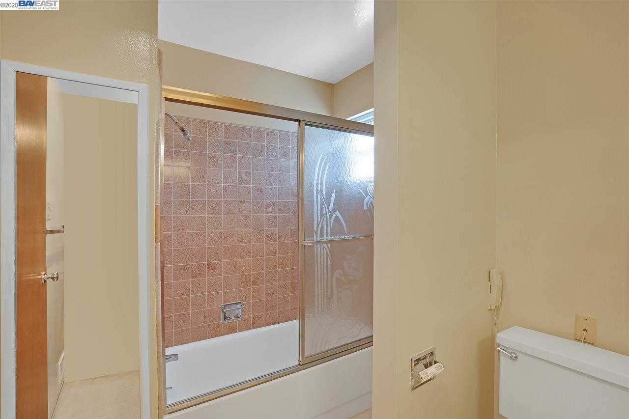 19134 Standish Ave, HAYWARD, California 94541, ,Comm Ri Multi-units 5+,For Sale,Standish Ave,40903025