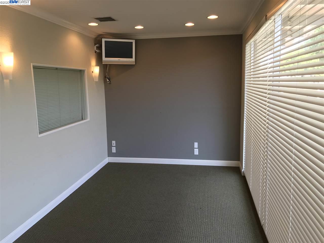81 Jackson St, HAYWARD, California 94544, ,Comm Industrial For Lease,For Rent,Jackson St,40944397