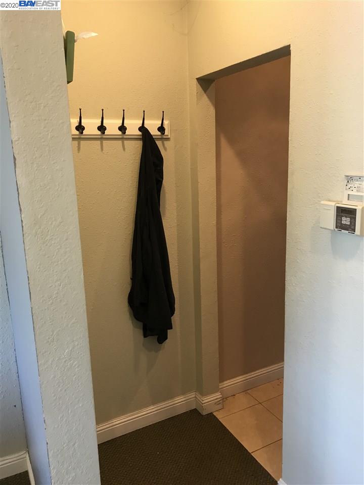 81 Jackson St, HAYWARD, California 94544, ,Comm Industrial For Lease,For Rent,Jackson St,40944397