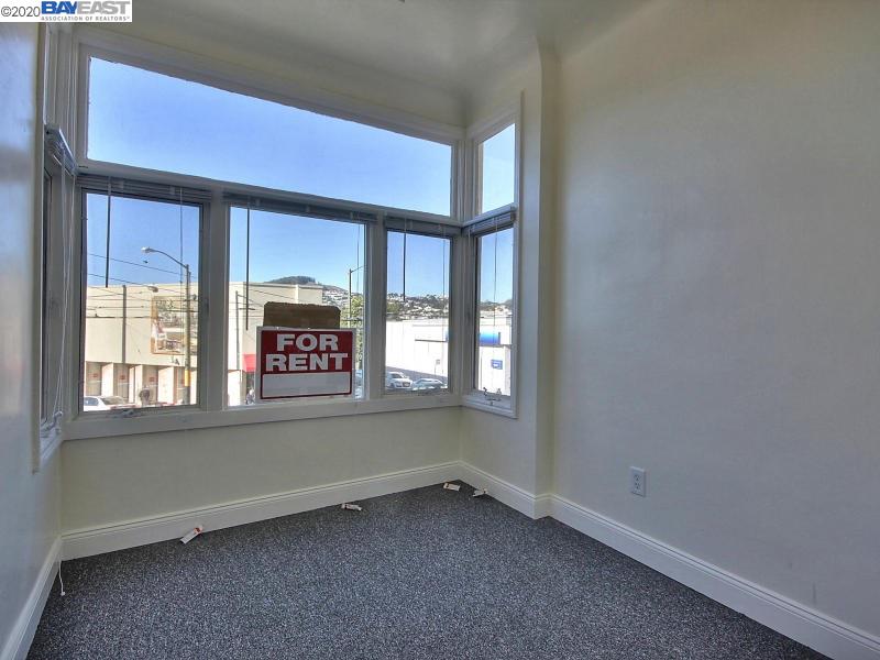 4651 Mission, SAN FRANCISCO, California 94112, ,Comm Ri Multi-units 5+,For Sale,Mission,40905119
