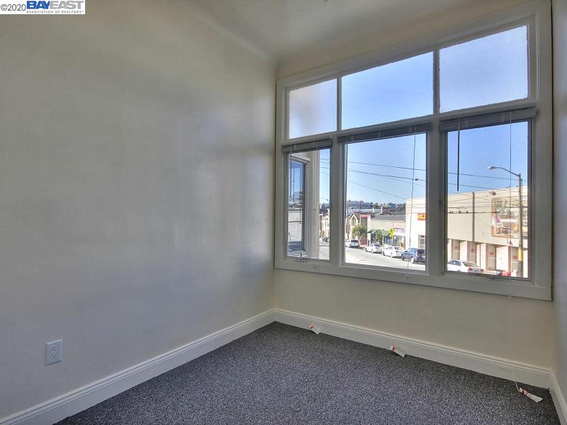 4651 Mission, SAN FRANCISCO, California 94112, ,Comm Ri Multi-units 5+,For Sale,Mission,40905119