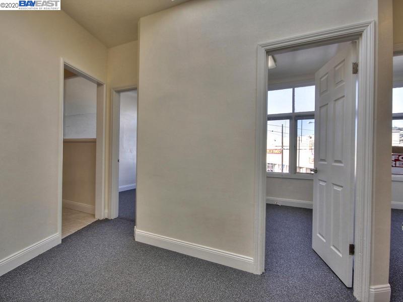4651 Mission, SAN FRANCISCO, California 94112, ,Comm Ri Multi-units 5+,For Sale,Mission,40905119