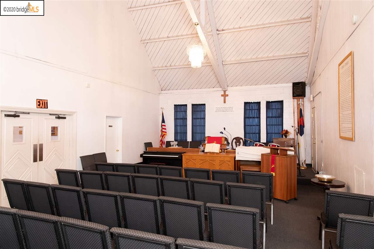 675 Douglas Ave, OAKLAND, California 94603, ,Comm Industrial For Sale,For Sale,Douglas Ave,40911832