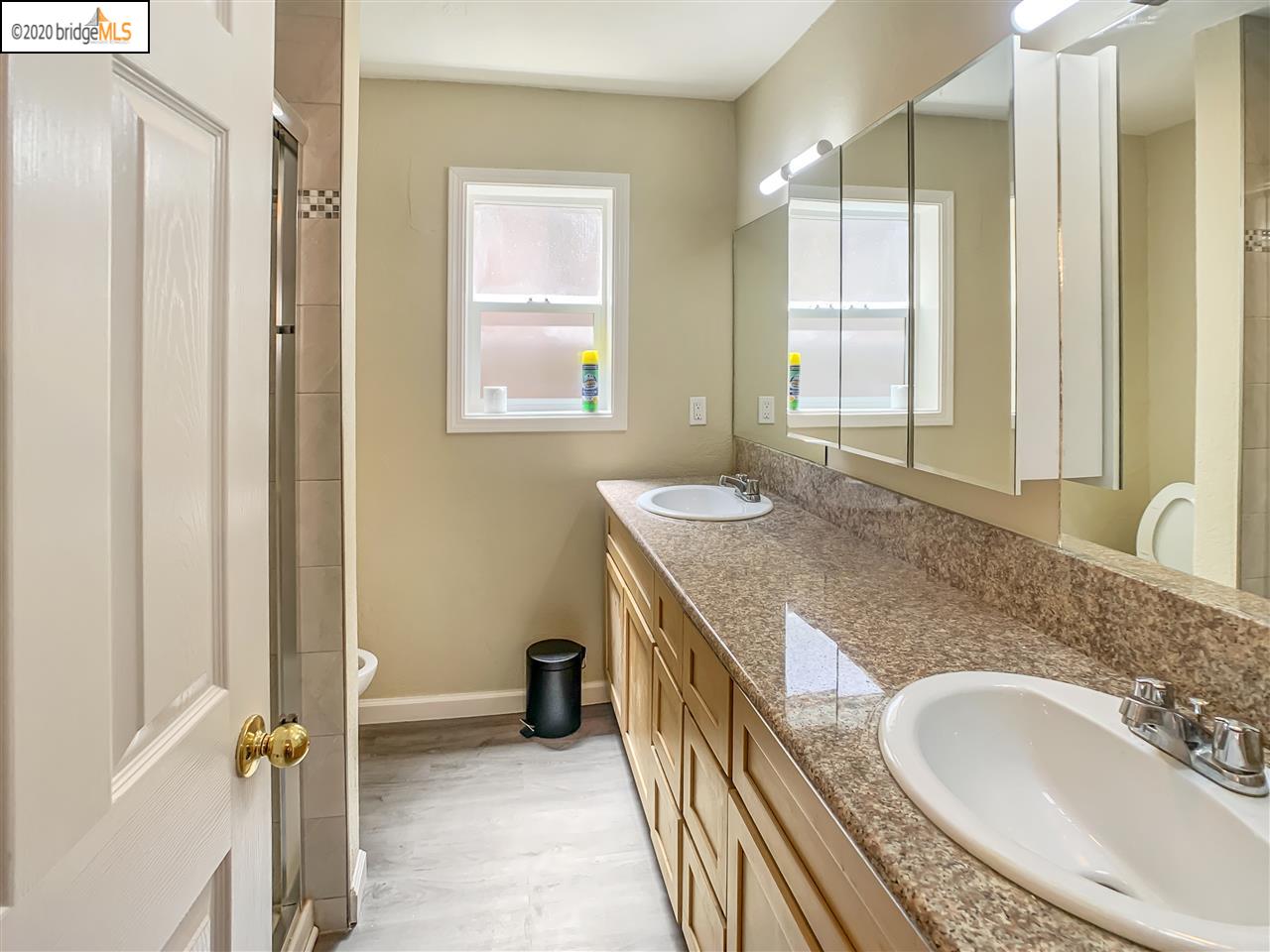 826 20Th St, OAKLAND, California 94607, ,Comm Ri Multi-units 5+,For Sale,20Th St,40908172