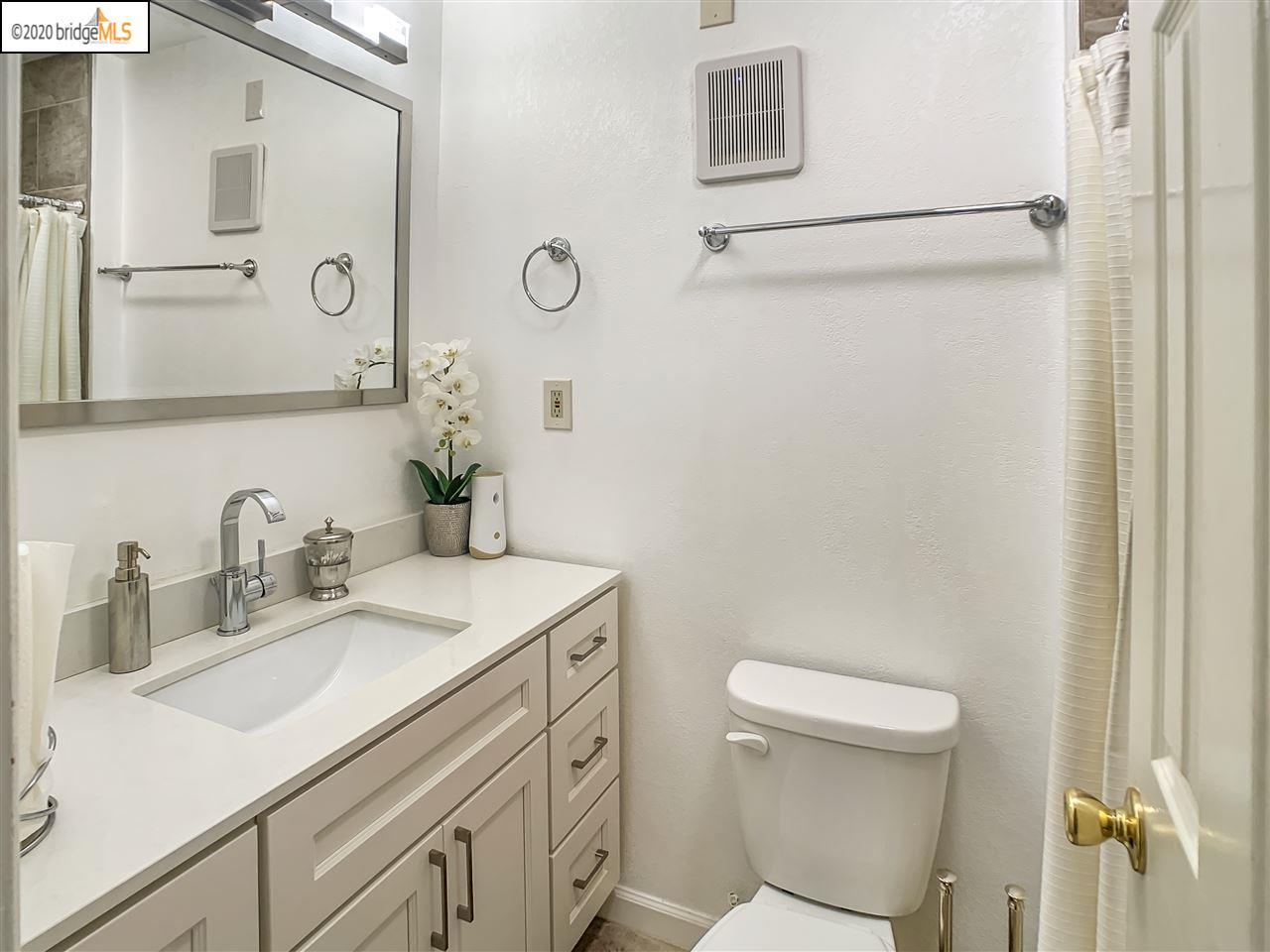 826 20Th St, OAKLAND, California 94607, ,Comm Ri Multi-units 5+,For Sale,20Th St,40908172