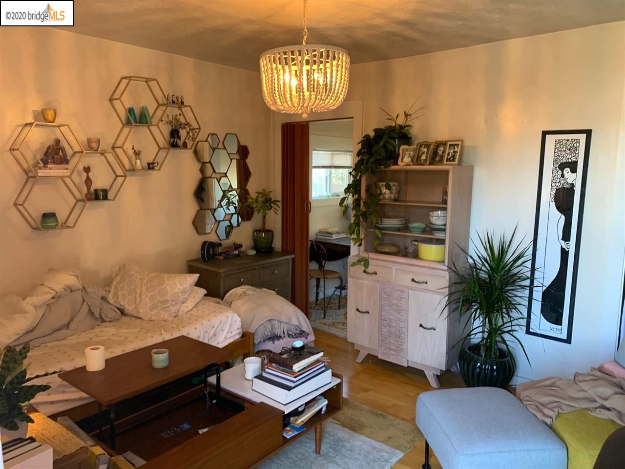 636 58th st, OAKLAND, California 94609, ,Comm Ri Multi-units 5+,For Sale,58th st,40909083