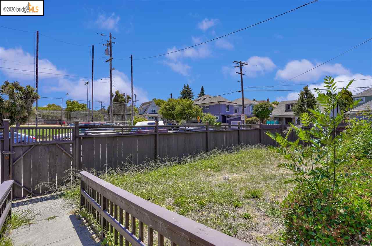 1743 Russell St, BERKELEY, California 94703, ,Comm Ri Multi-units 5+,For Sale,Russell St,40910119