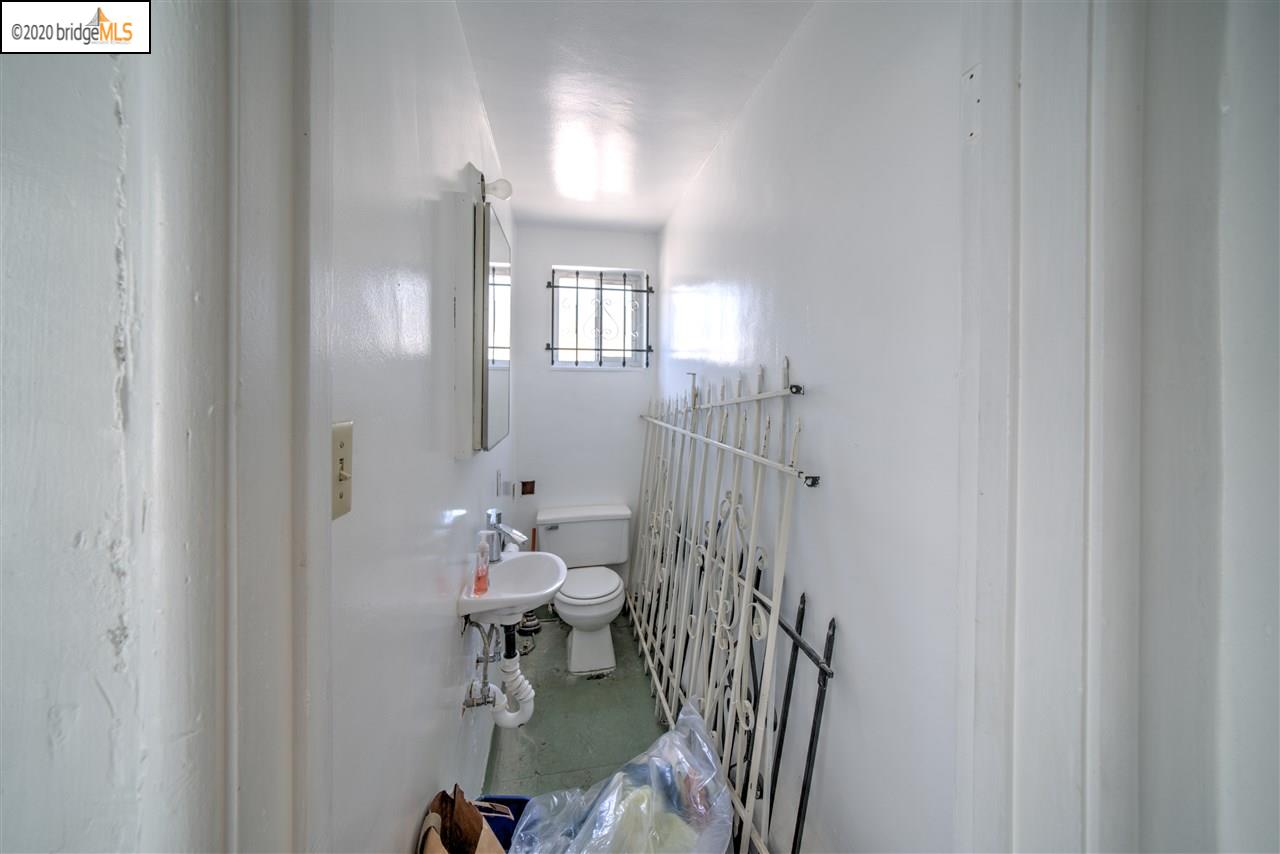 6126 Telegraph Ave, OAKLAND, California 94609, ,Comm Ri Multi-units 5+,For Sale,Telegraph Ave,40910449
