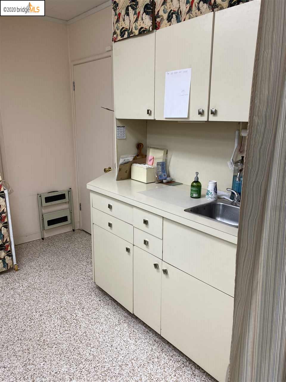 3947 High St, OAKLAND, California 94619, ,Comm Ri Multi-units 5+,For Sale,High St,40912254