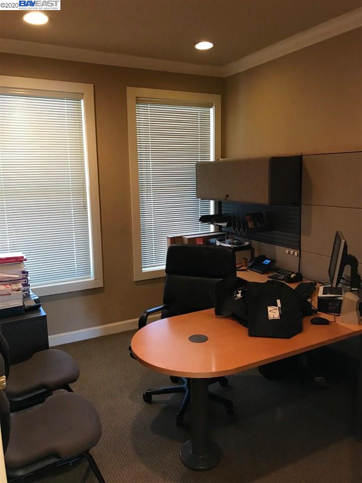 400 Main St, Suite 200, PLEASANTON, California 94566, ,Comm Industrial For Lease,For Rent,Main St, Suite 200,40944532