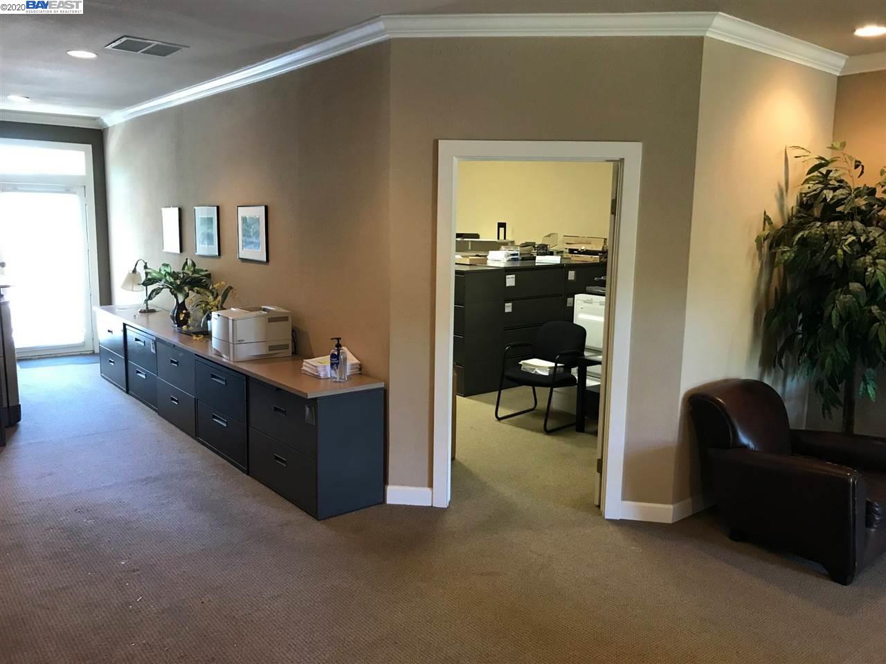 400 Main St, Suite 200, PLEASANTON, California 94566, ,Comm Industrial For Lease,For Rent,Main St, Suite 200,40944532