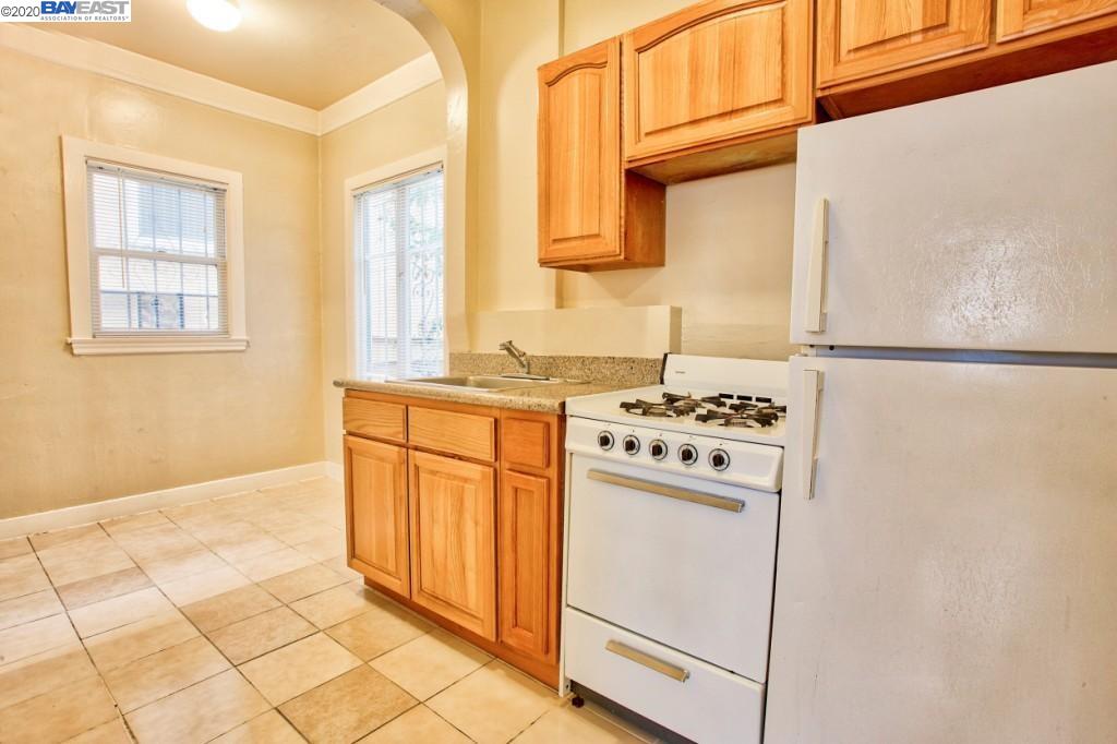 133 17th St, OAKLAND, California 94612, ,Comm Ri Multi-units 5+,For Sale,17th St,40914201