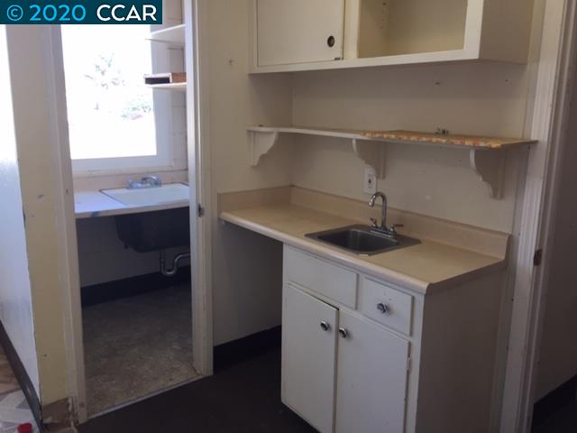 3609 Macdonald Ave, RICHMOND, California 94805, ,Comm Industrial For Lease,For Rent,Macdonald Ave,40944547