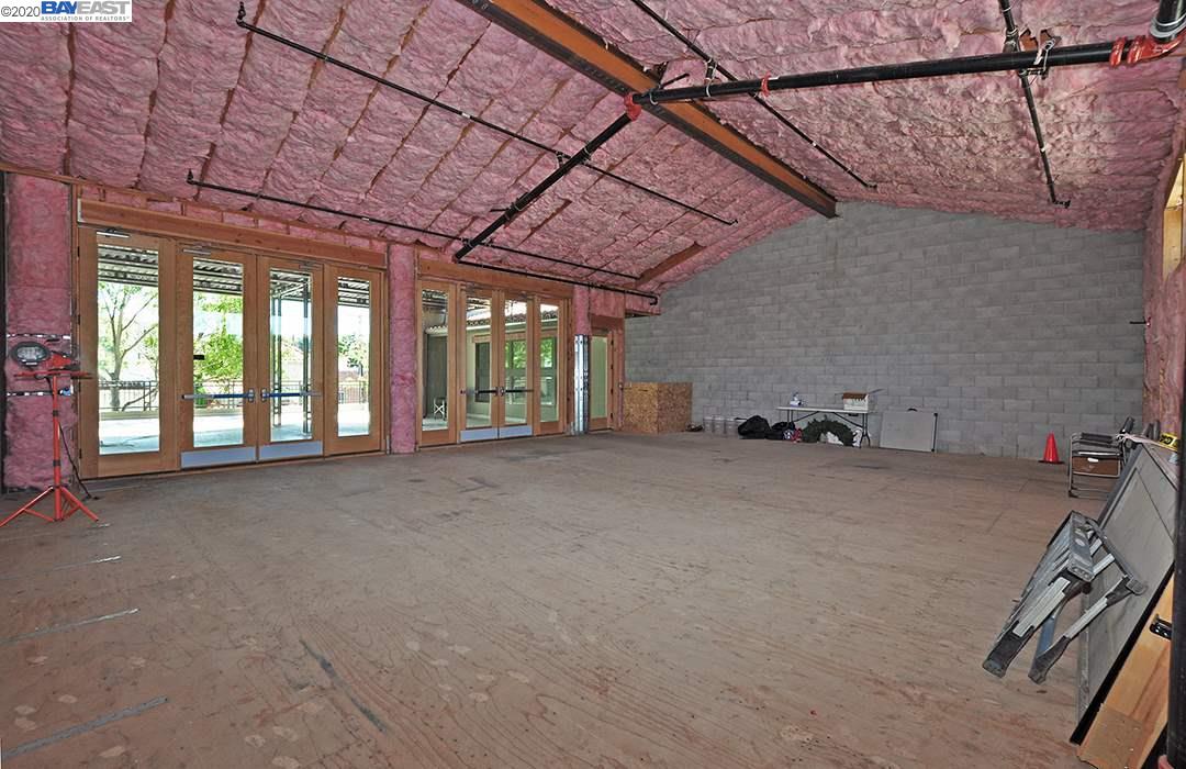 725 Main Street, PLEASANTON, California 94566, ,Comm Industrial For Sale,For Sale,Main Street,40919009