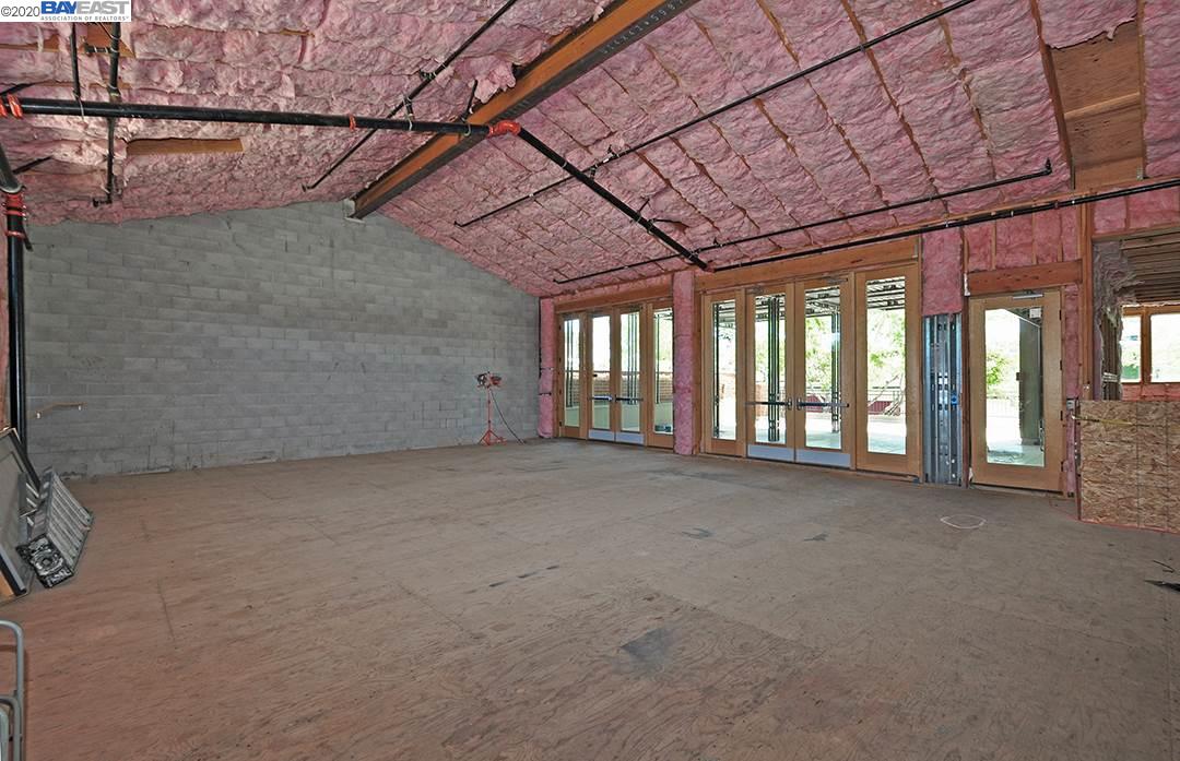 725 Main Street, PLEASANTON, California 94566, ,Comm Industrial For Sale,For Sale,Main Street,40919009