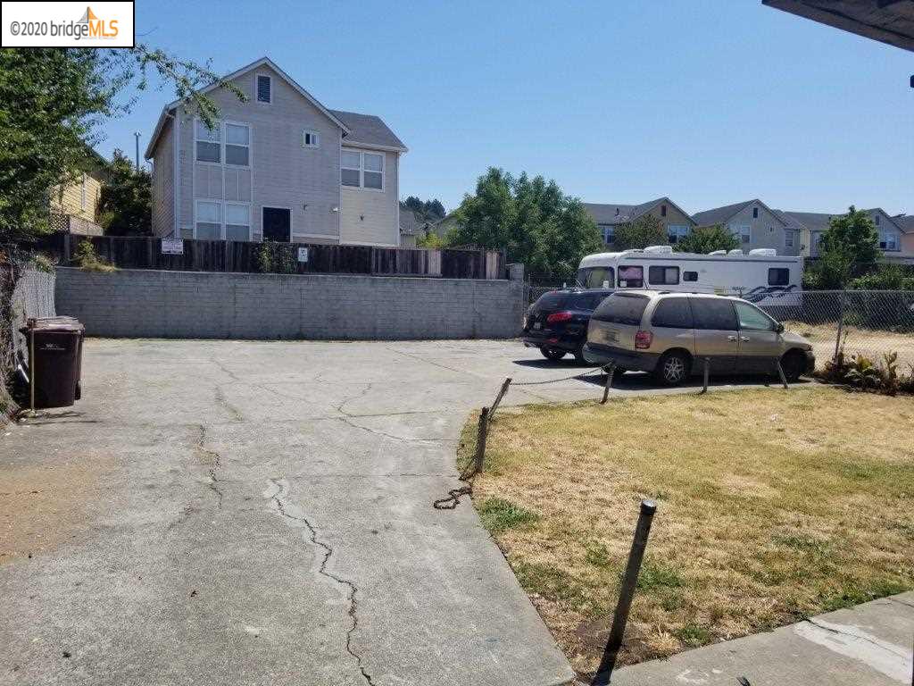 9046 Hillside St, OAKLAND, California 94603, ,Comm Ri Multi-units 5+,For Sale,Hillside St,40917951