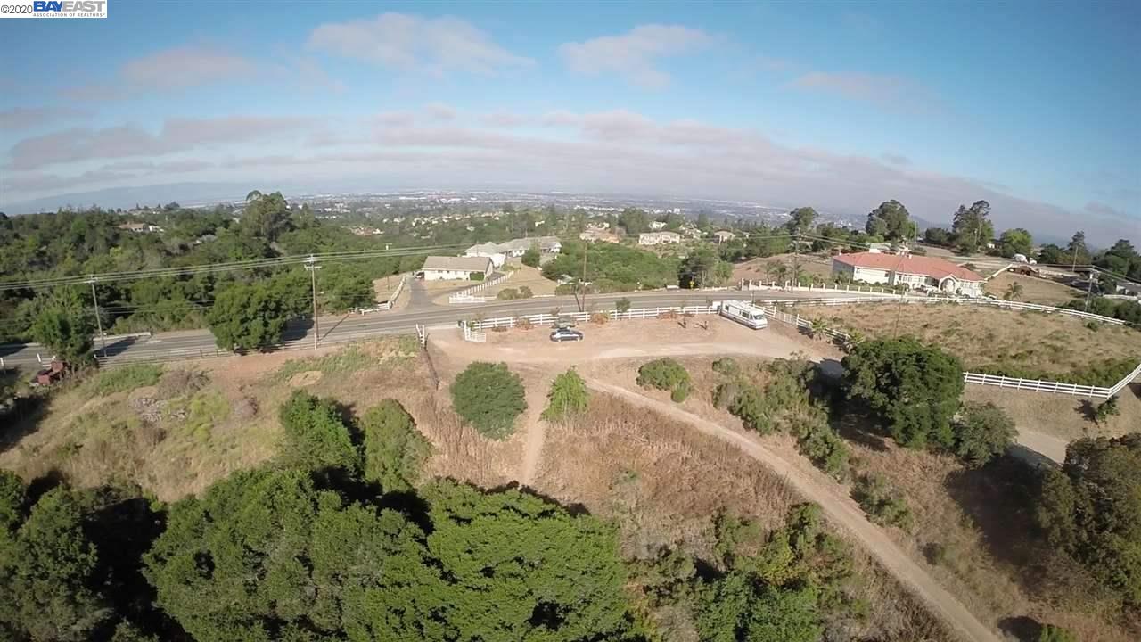 26520 Fairview Ave, HAYWARD, California 94542, ,Lots And Land,For Sale,Fairview Ave,40917423