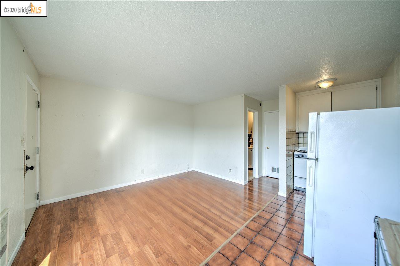 3201 Adeline St, OAKLAND, California 94608, ,Comm Ri Multi-units 5+,For Sale,Adeline St,40922728
