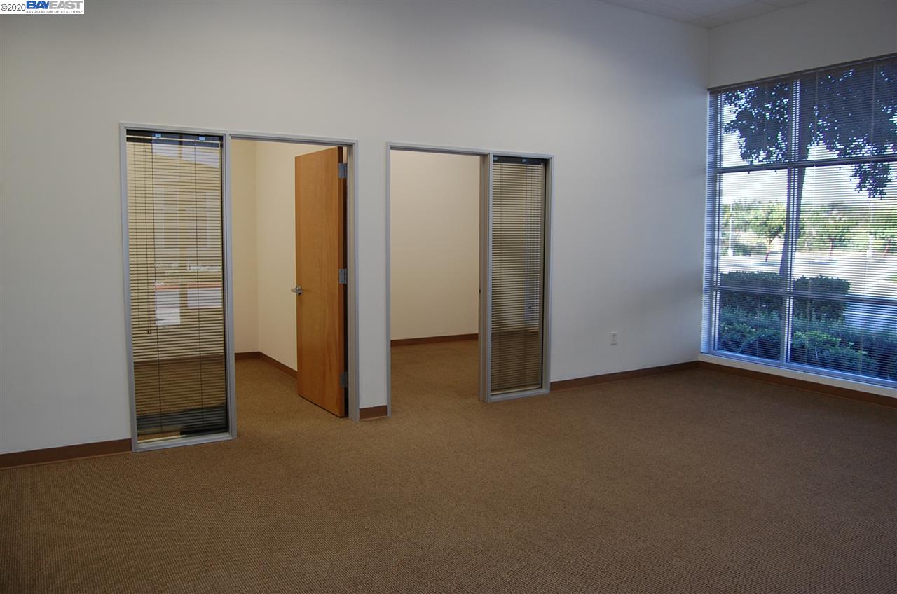 2253 Harbor Bay Pkwy, ALAMEDA, California 94502, ,Comm Industrial For Sale,For Sale,Harbor Bay Pkwy,40924236