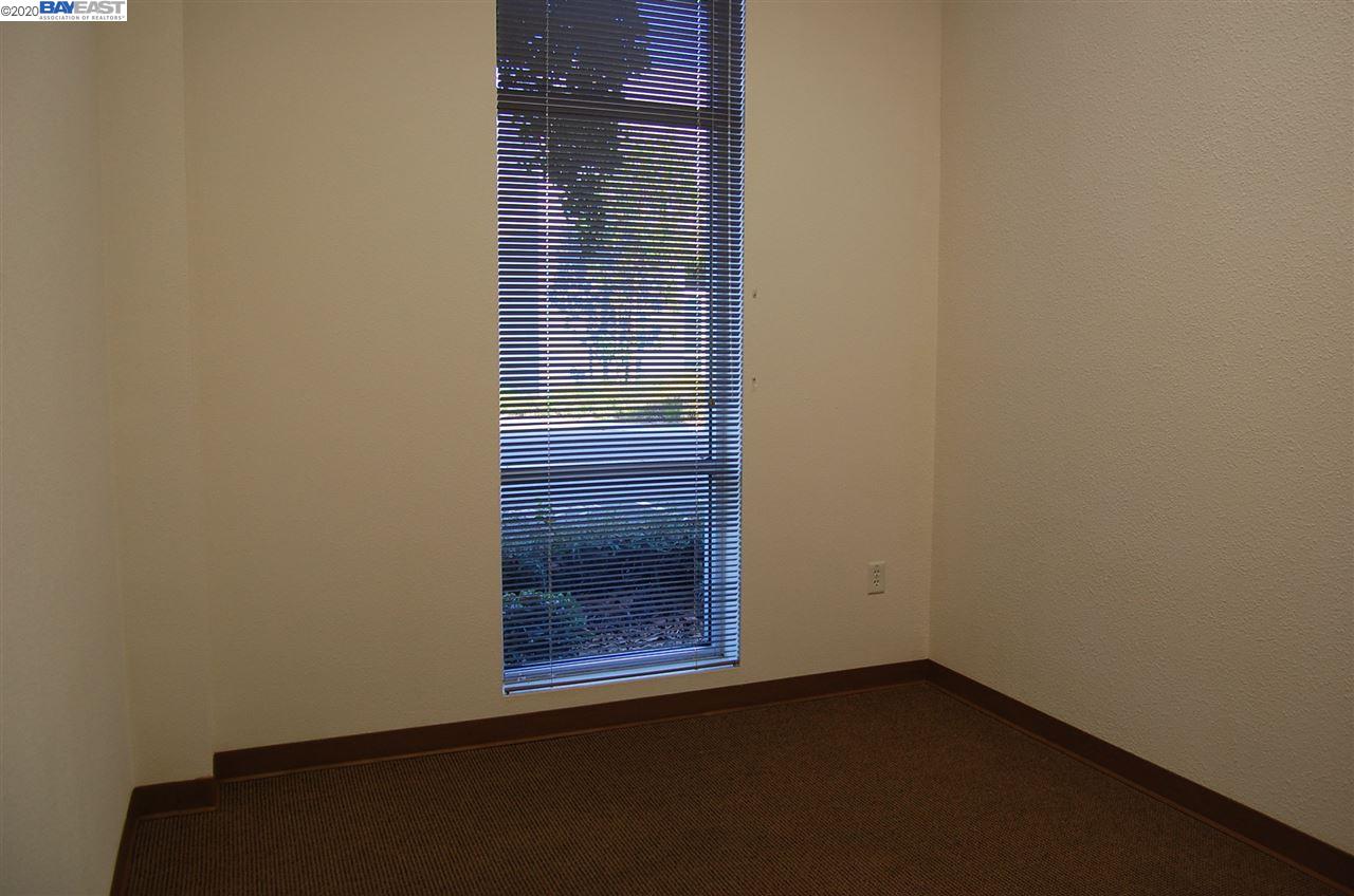 2253 Harbor Bay Pkwy, ALAMEDA, California 94502, ,Comm Industrial For Sale,For Sale,Harbor Bay Pkwy,40924236