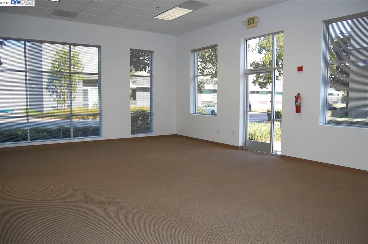 2253 Harbor Bay Pkwy, ALAMEDA, California 94502, ,Comm Industrial For Sale,For Sale,Harbor Bay Pkwy,40924236