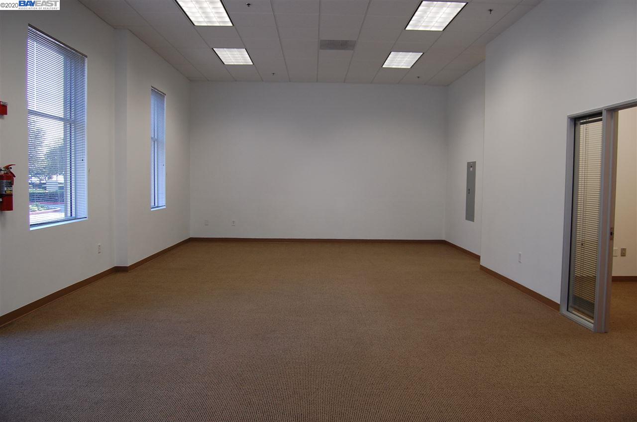 2253 Harbor Bay Pkwy, ALAMEDA, California 94502, ,Comm Industrial For Sale,For Sale,Harbor Bay Pkwy,40924236
