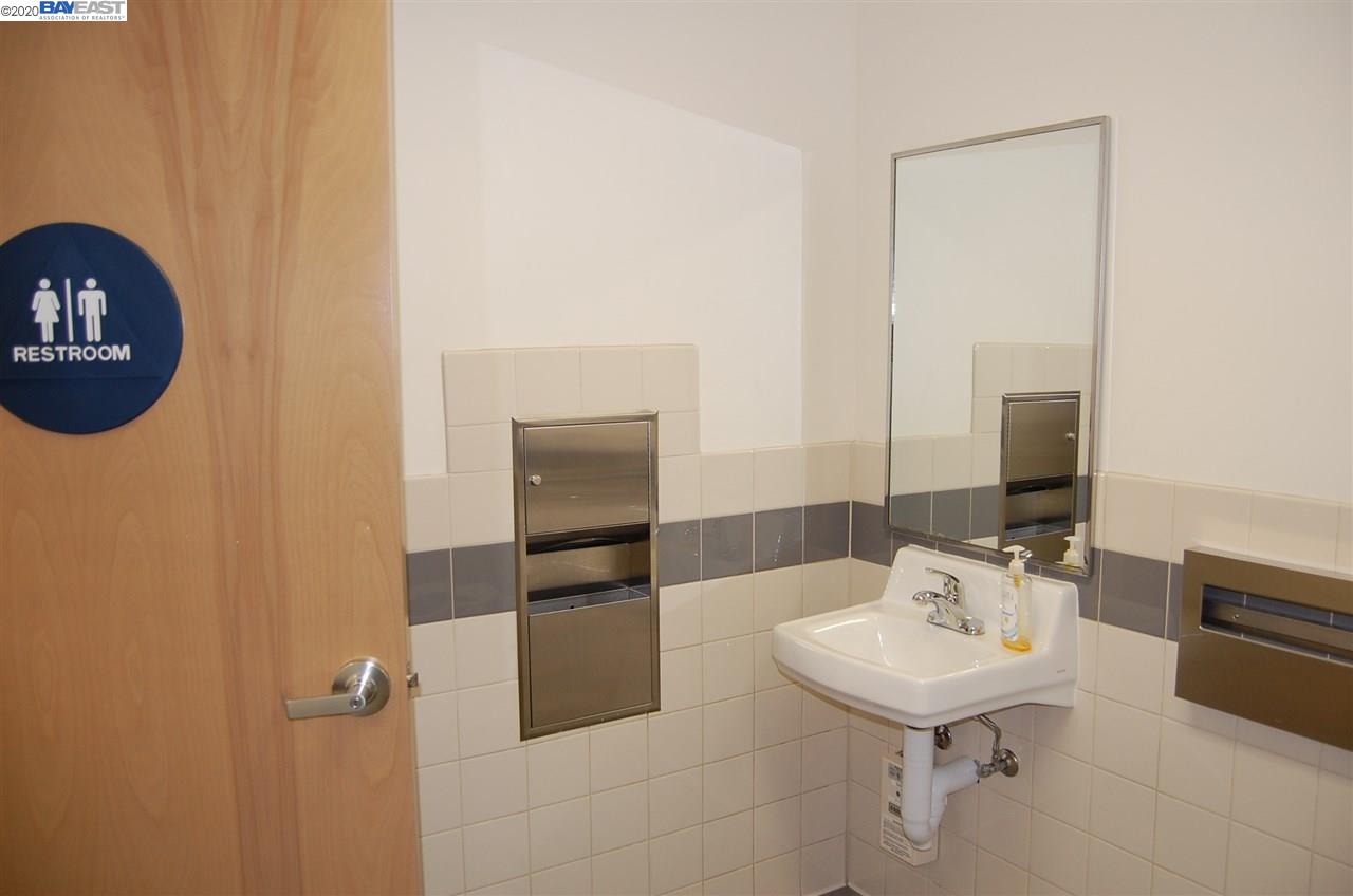 2253 Harbor Bay Pkwy, ALAMEDA, California 94502, ,Comm Industrial For Sale,For Sale,Harbor Bay Pkwy,40924236
