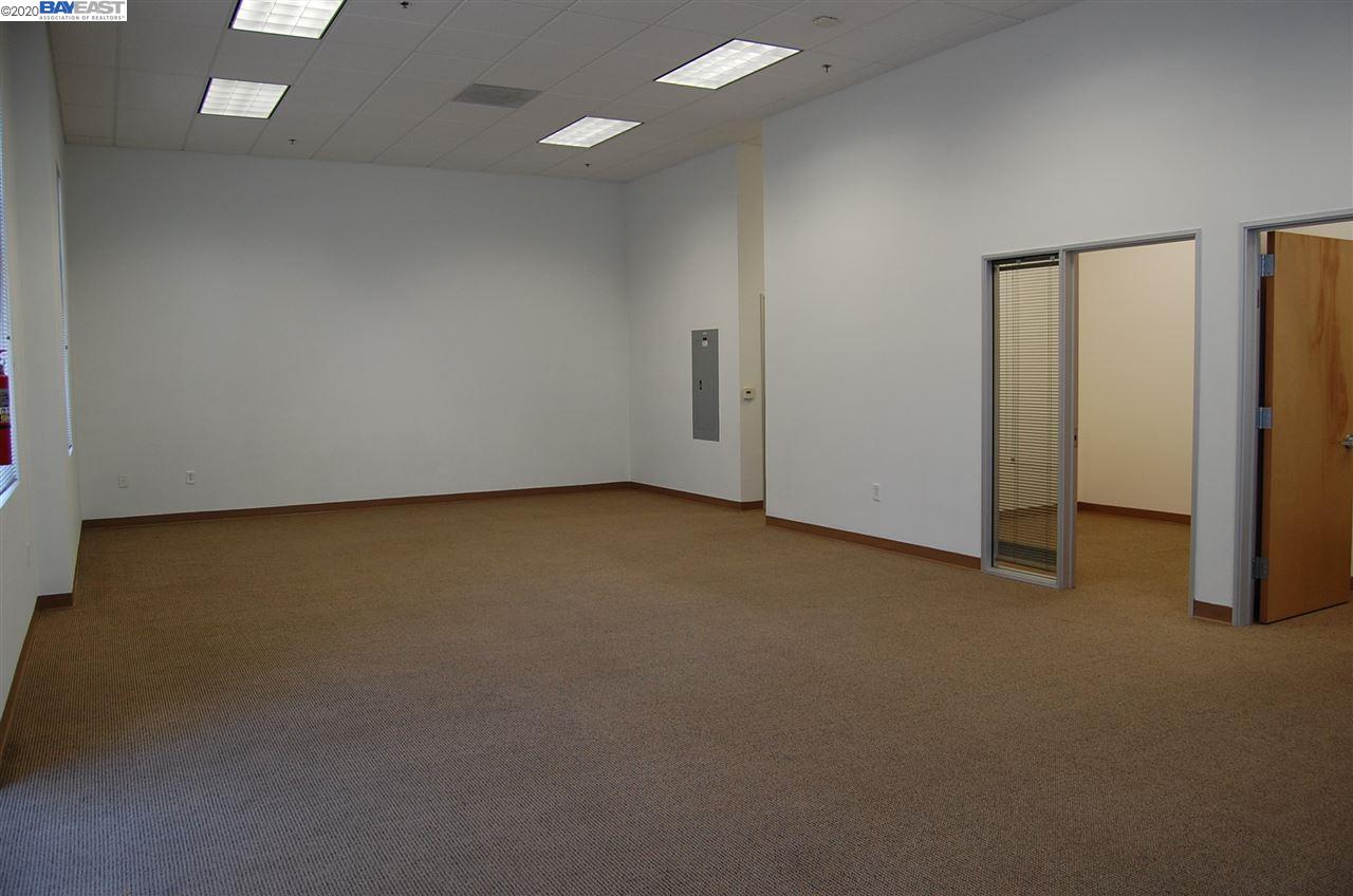 2253 Harbor Bay Pkwy, ALAMEDA, California 94502, ,Comm Industrial For Sale,For Sale,Harbor Bay Pkwy,40924236