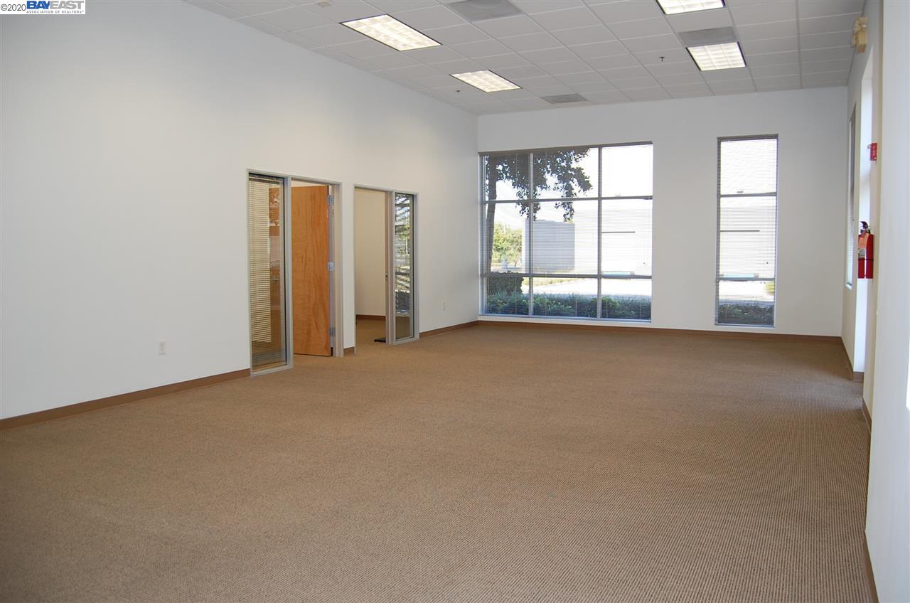 2253 Harbor Bay Pkwy, ALAMEDA, California 94502, ,Comm Industrial For Sale,For Sale,Harbor Bay Pkwy,40924236