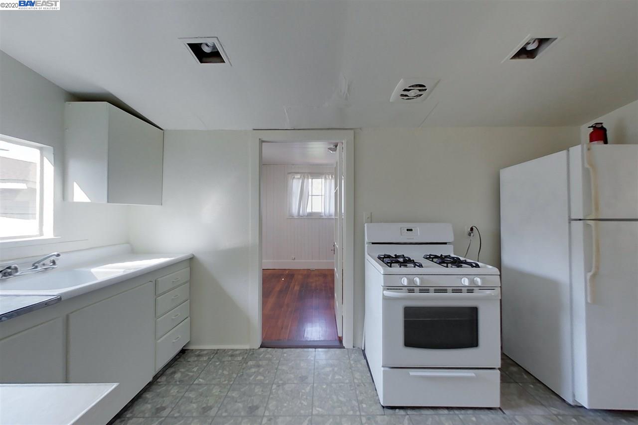 1032 47Th St, EMERYVILLE, California 94608, ,Comm Ri Multi-units 5+,For Sale,47Th St,40924372