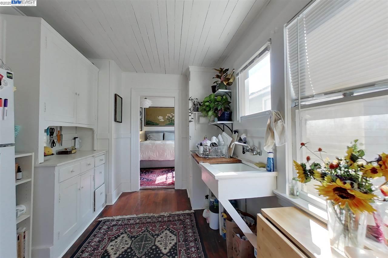 1032 47Th St, EMERYVILLE, California 94608, ,Comm Ri Multi-units 5+,For Sale,47Th St,40924372