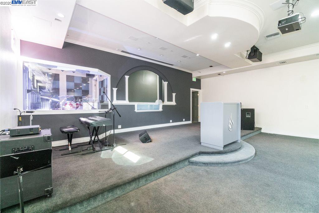 4251 Peralta Blvd, FREMONT, California 94536, ,Comm Industrial For Sale,For Sale,Peralta Blvd,40924297