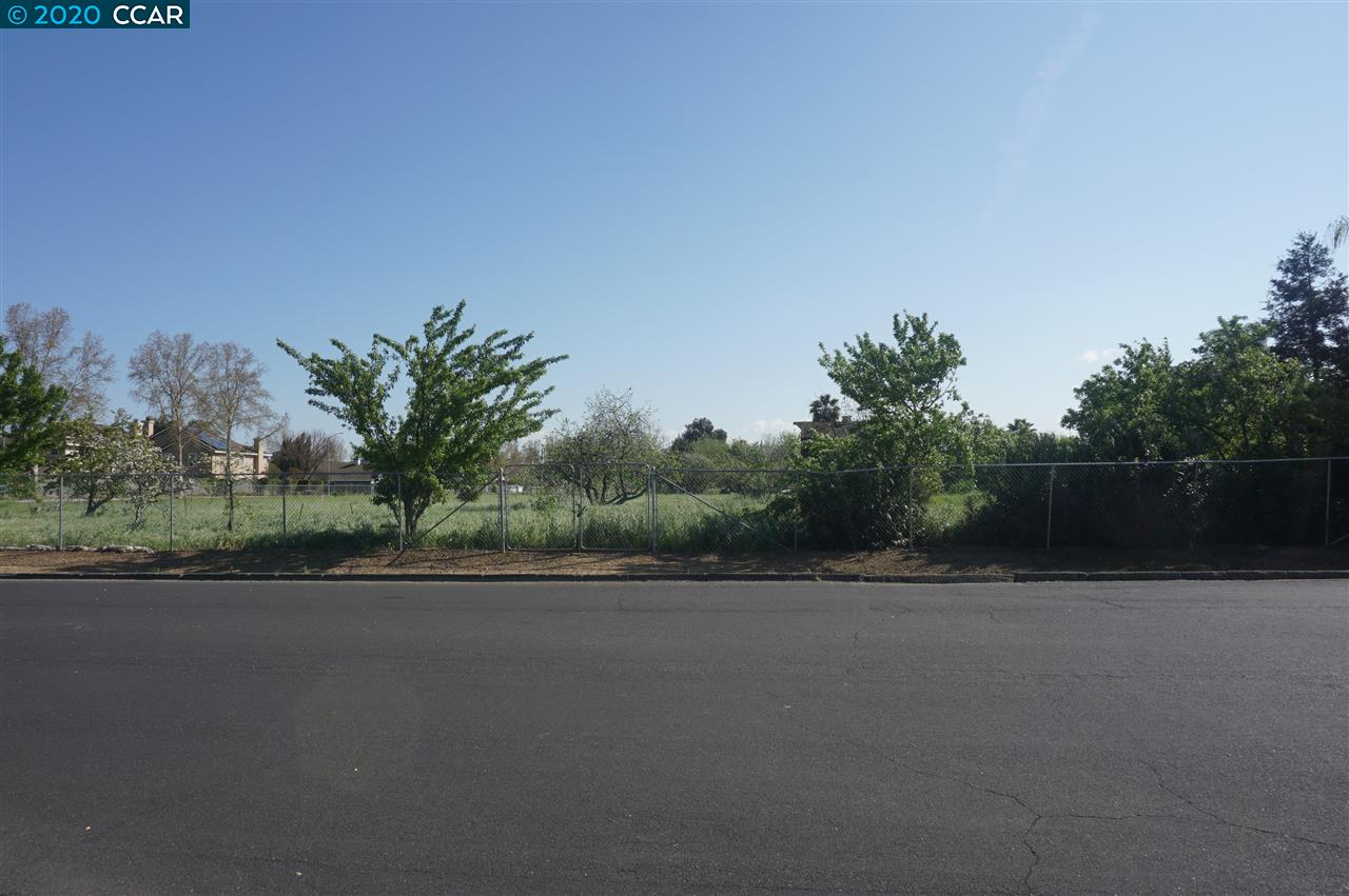 1020 Woodside Dr, BRENTWOOD, California 94513, ,Lots And Land,For Sale,Woodside Dr,40919545