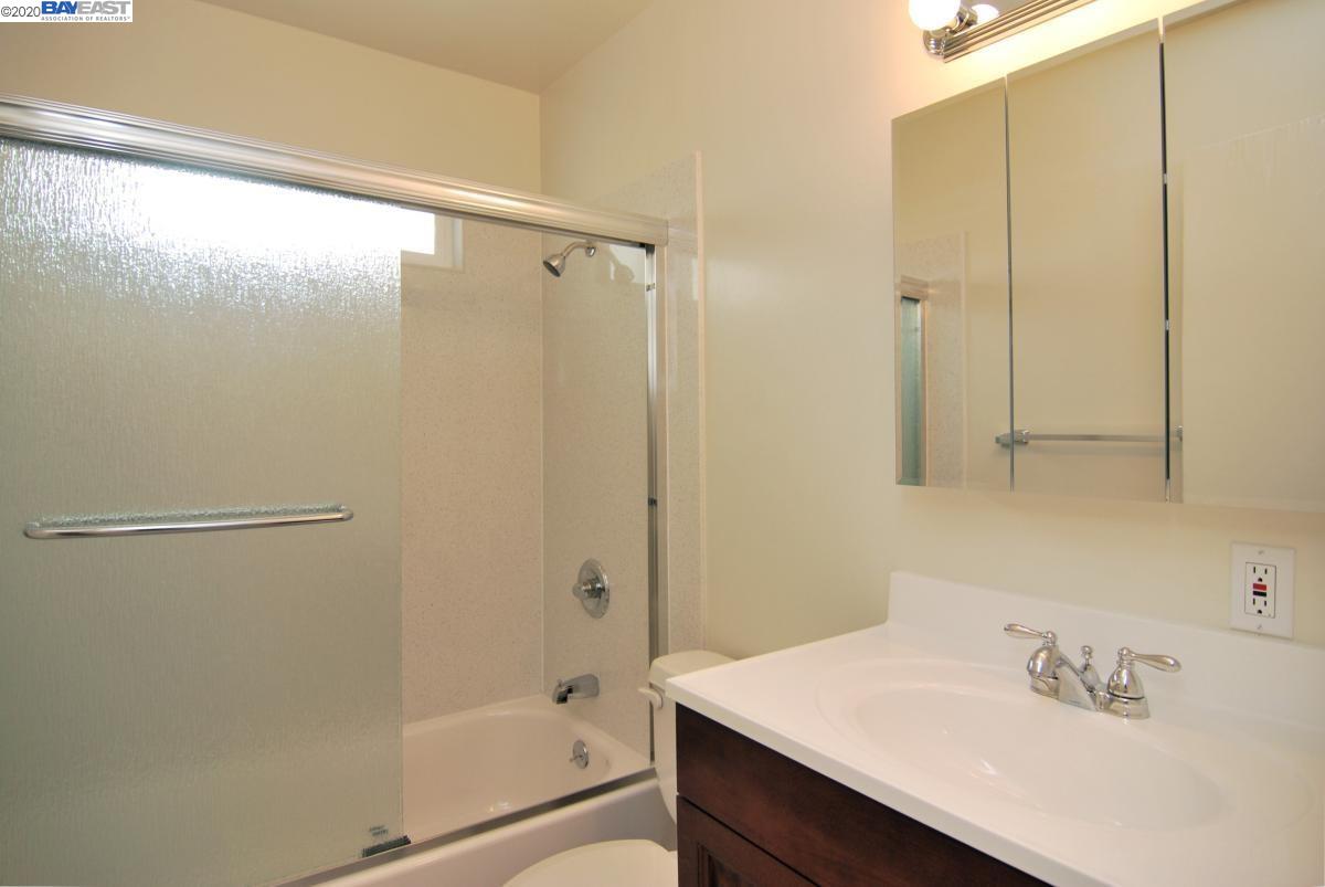 5823 Alameda Ave, RICHMOND, California 94804, ,Comm Ri Multi-units 5+,For Sale,Alameda Ave,40926244