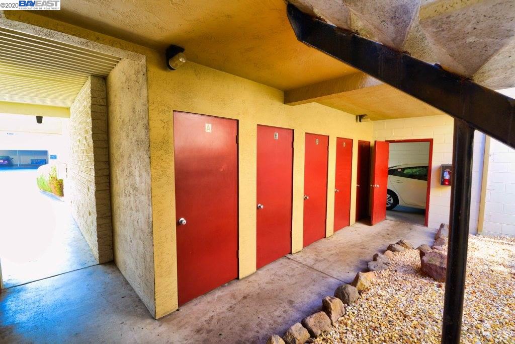 5823 Alameda Ave, RICHMOND, California 94804, ,Comm Ri Multi-units 5+,For Sale,Alameda Ave,40926244