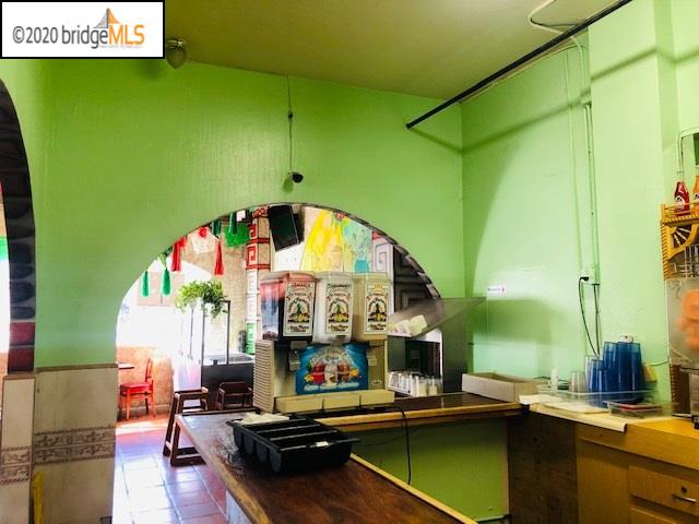 250 23rd, RICHMOND, California 94804, ,Comm Ri Multi-units 5+,For Sale,23rd,40927240