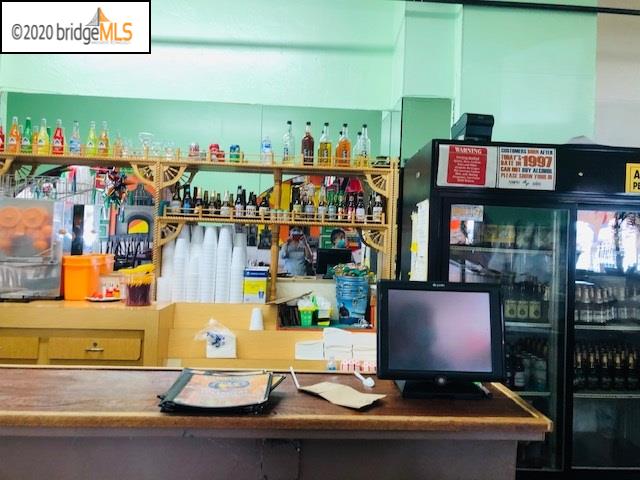 250 23rd, RICHMOND, California 94804, ,Comm Ri Multi-units 5+,For Sale,23rd,40927240