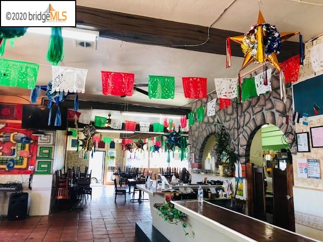 250 23rd, RICHMOND, California 94804, ,Comm Ri Multi-units 5+,For Sale,23rd,40927240