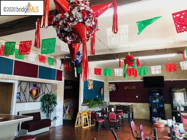 250 23rd, RICHMOND, California 94804, ,Comm Ri Multi-units 5+,For Sale,23rd,40927240